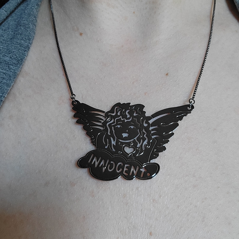 Rare Betsey Johnson Necklace - Picture 2 of 10